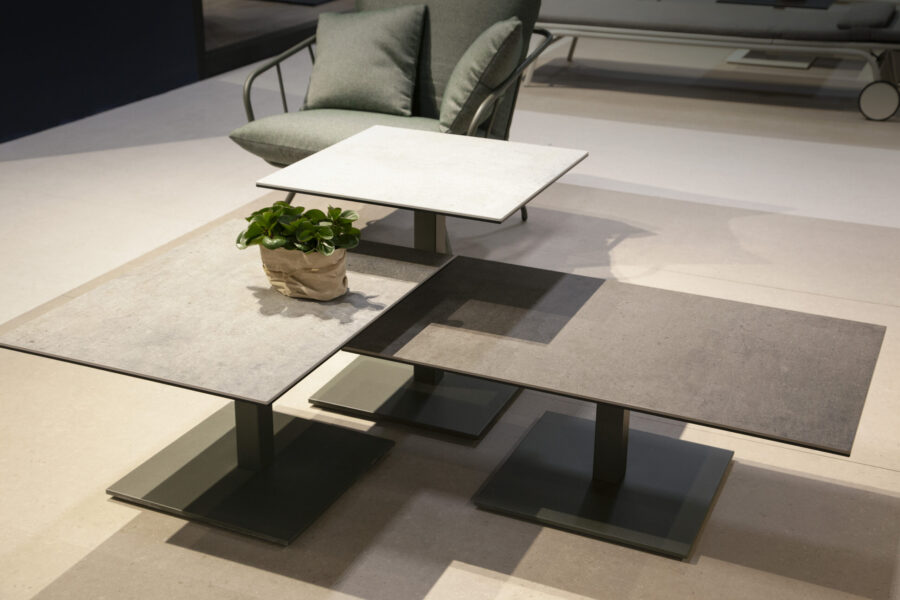 DADO coffee table. Ceramic top / steel legs. Rectangular or square.