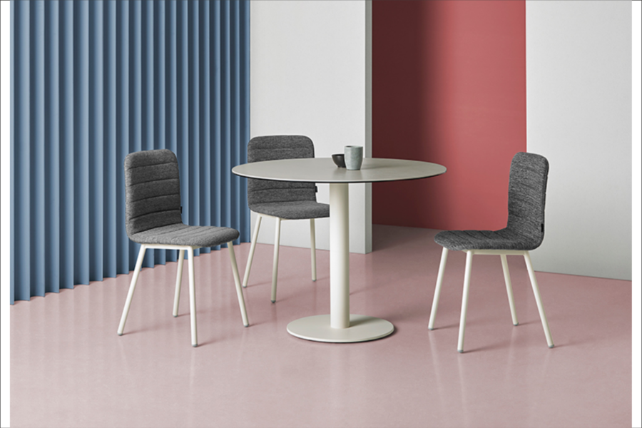 PEPPER dining & barstool. Wide choice of fabrics / colors.